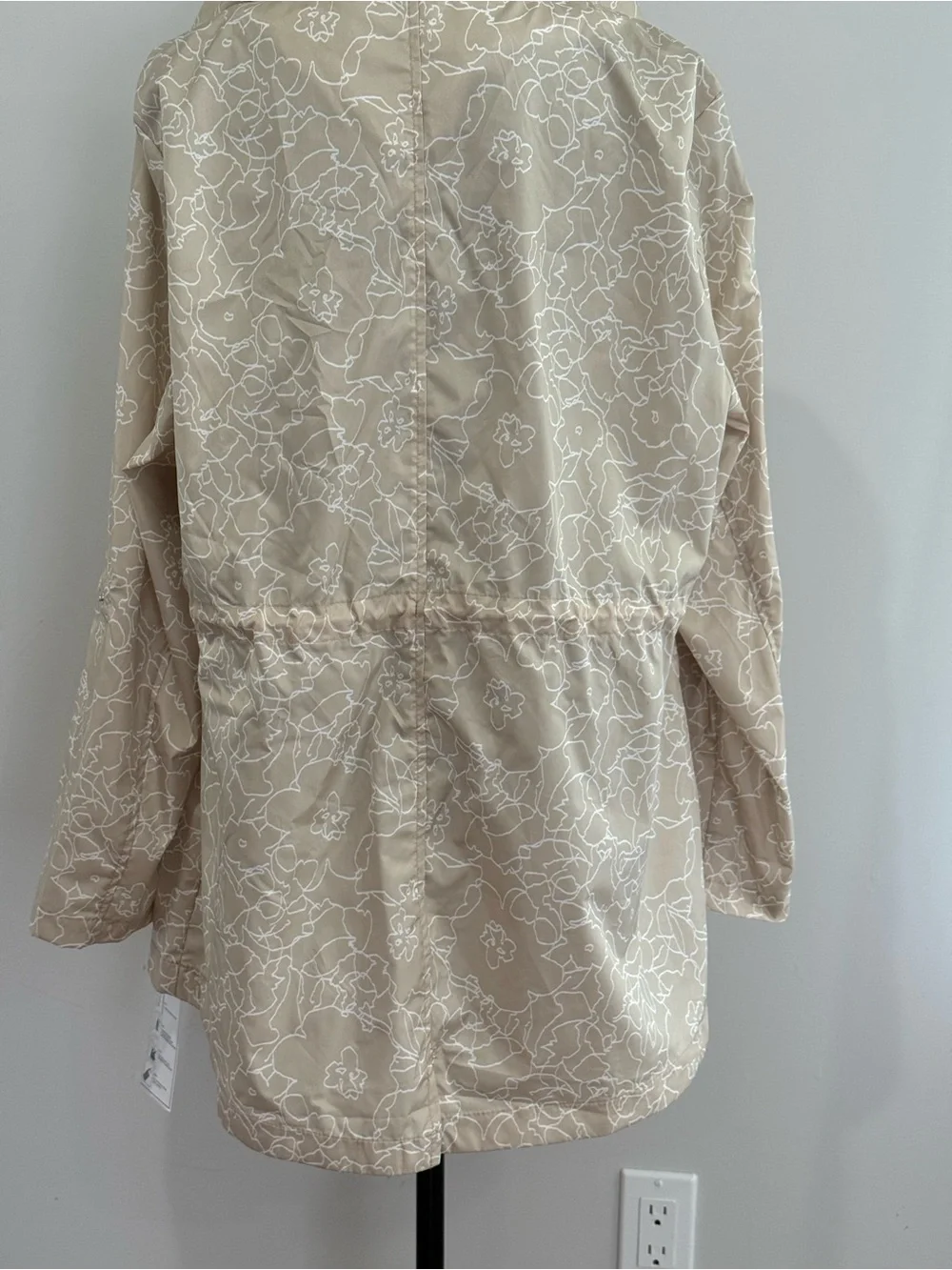 New Susan Graver L Light Beige Floral Hooded Rain Jacket - Women's 607
